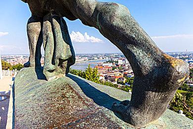 好评名作《超市模拟器》更新上线 追加清扫要素